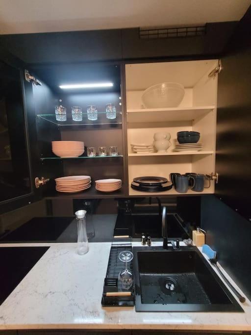Neuf Moderne + Parking, Geneve * Saint-Genis-Pouilly