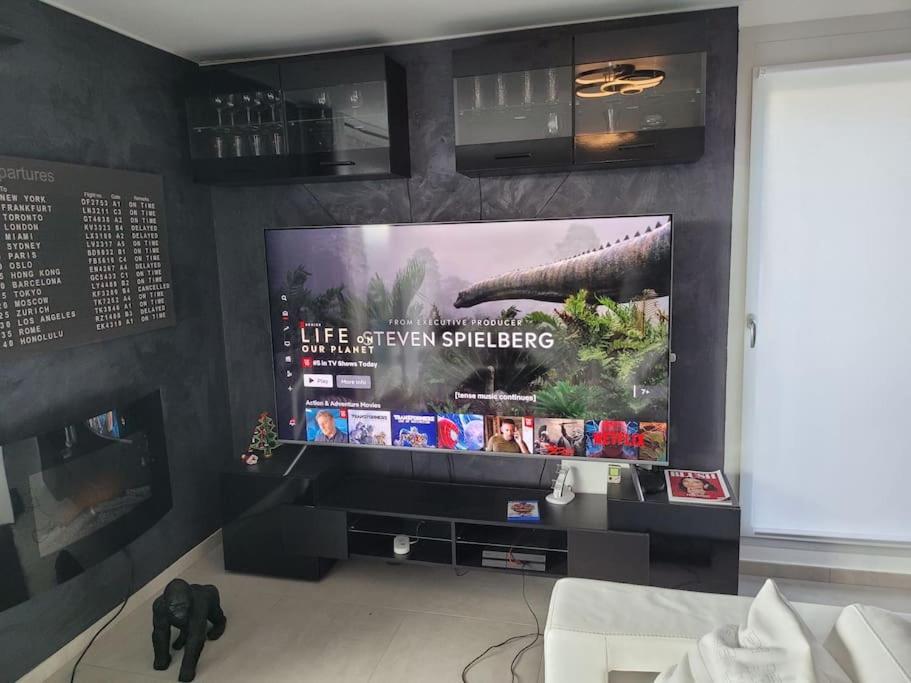 Apartment Neuf Moderne + Parking, Geneve